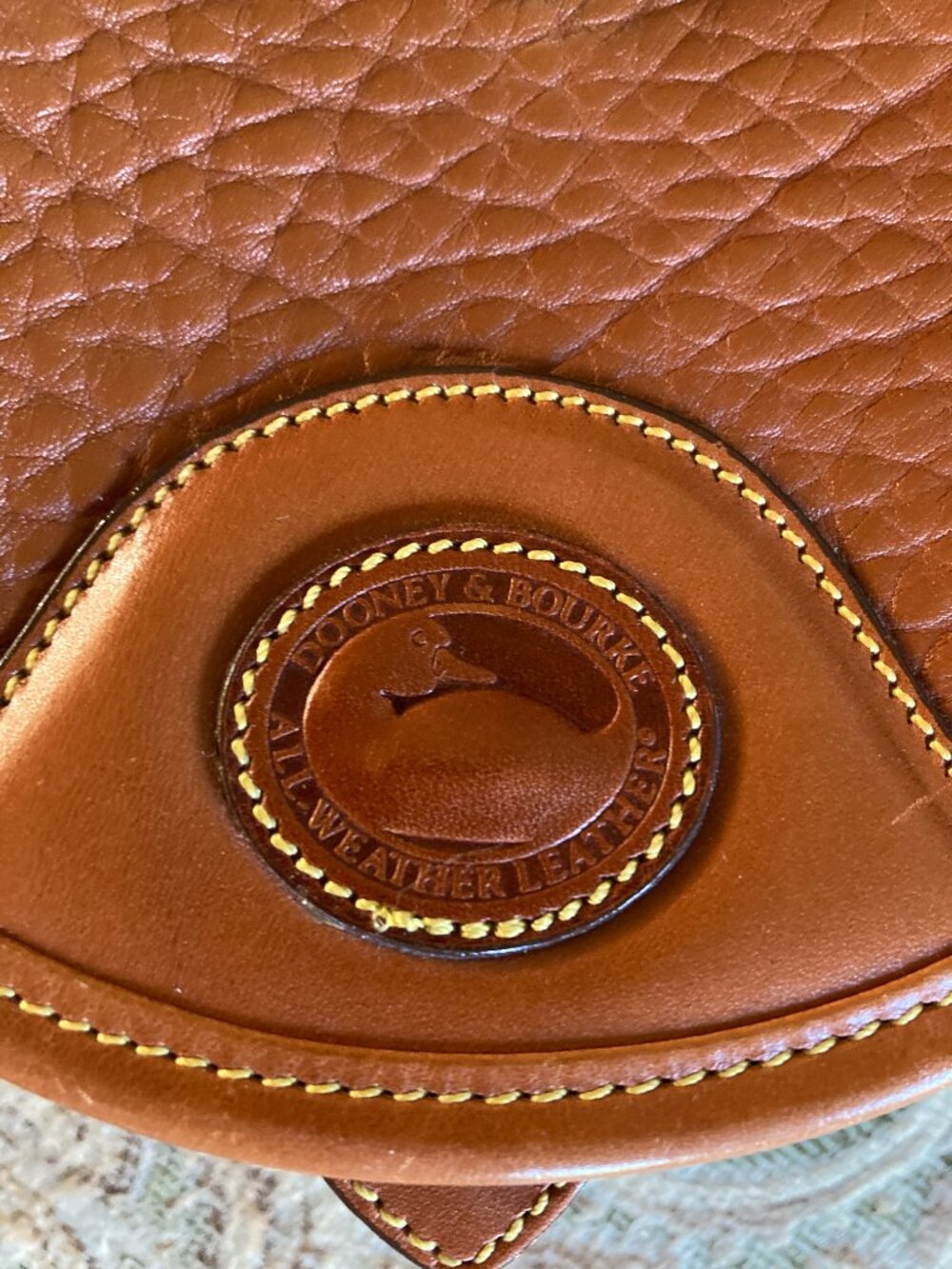 Authentic Rare Vintage Dooney & Bourke AWL Mini Saddle Crossbody Bag - Picture 3 of 11